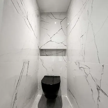 8 Pers A 30m De La * Sainte-Maxime