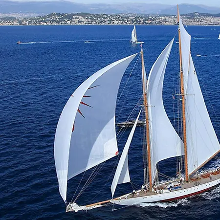 8 Pers A 30m De La Sainte-Maxime