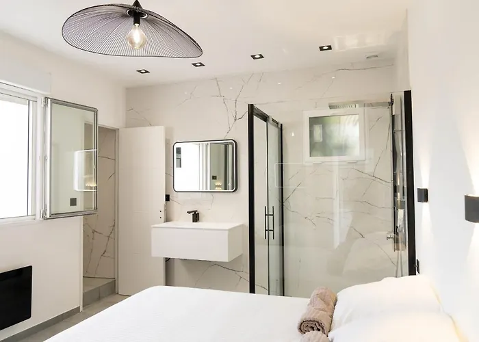 וילה 8 Pers A 30m De La *