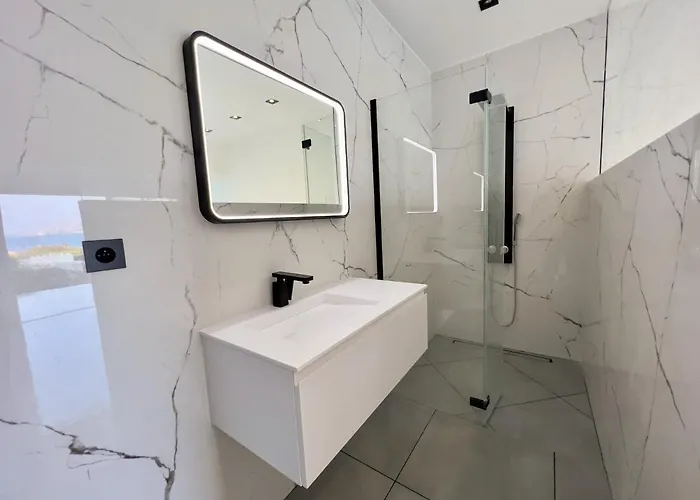 8 Pers A 30m De La Villa *