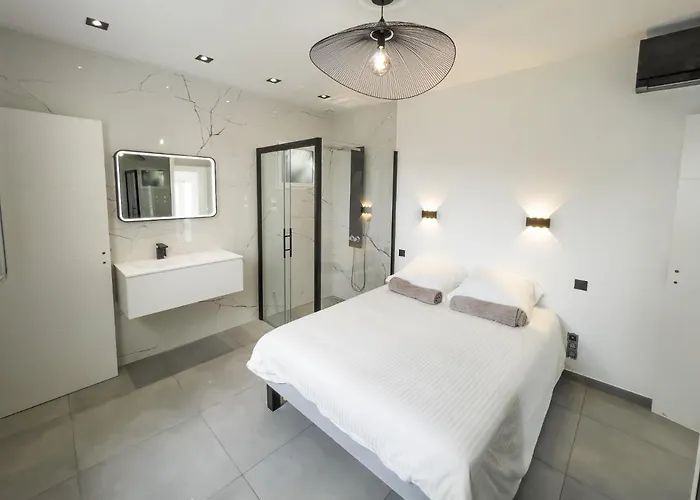 Villa 8 Pers A 30m De La *