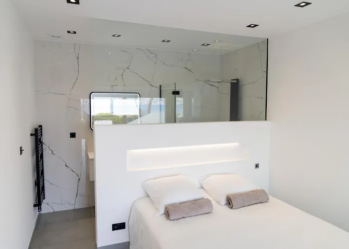 8 Pers A 30m De La 빌라 *